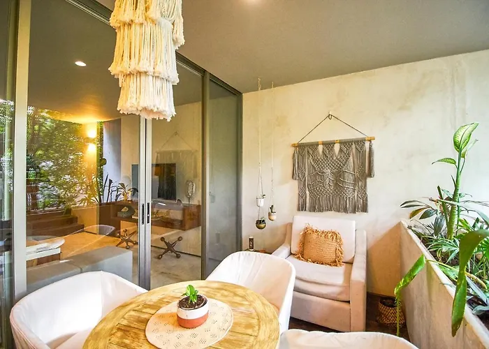 Eco-chic Design Wrapped In Nature's Elements By Stella Appartement *