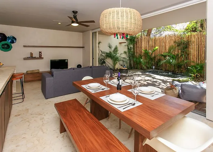 Appartement Eco-chic Design Wrapped In Nature's Elements By Stella Tulum